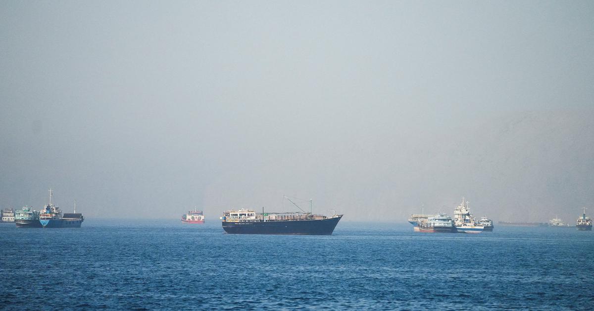 Iran, Mỹ ph&aacute;t cảnh b&aacute;o mới li&ecirc;n quan eo biển Hormuz