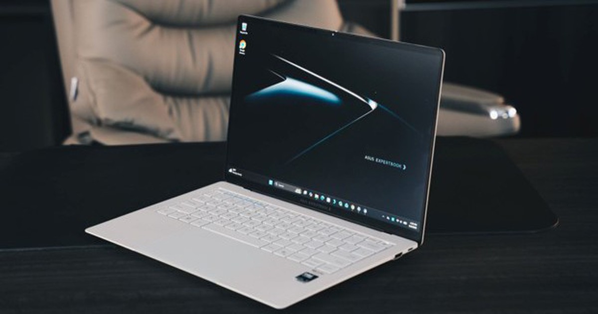 Điện thoại "Ultra" đã quá quen thuộc, vậy laptop "Ultra" sẽ như thế nào?