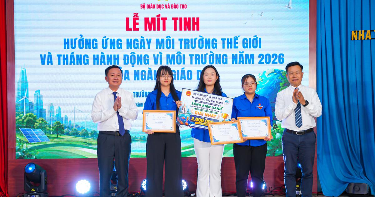 Bộ GD-ĐT yêu cầu mỗi cán bộ, giáo viên, học sinh là một 'đại sứ sống xanh'