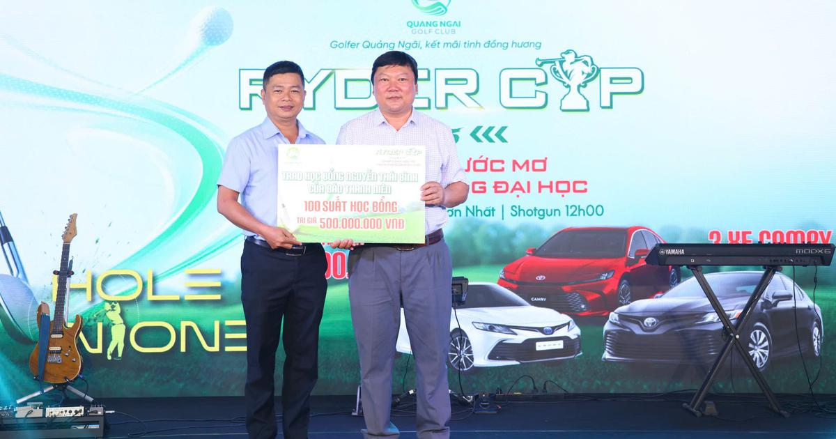 Nửa tỉ đồng chắp cánh ước mơ cho tân sinh viên từ CLB Golf Quảng Ngãi