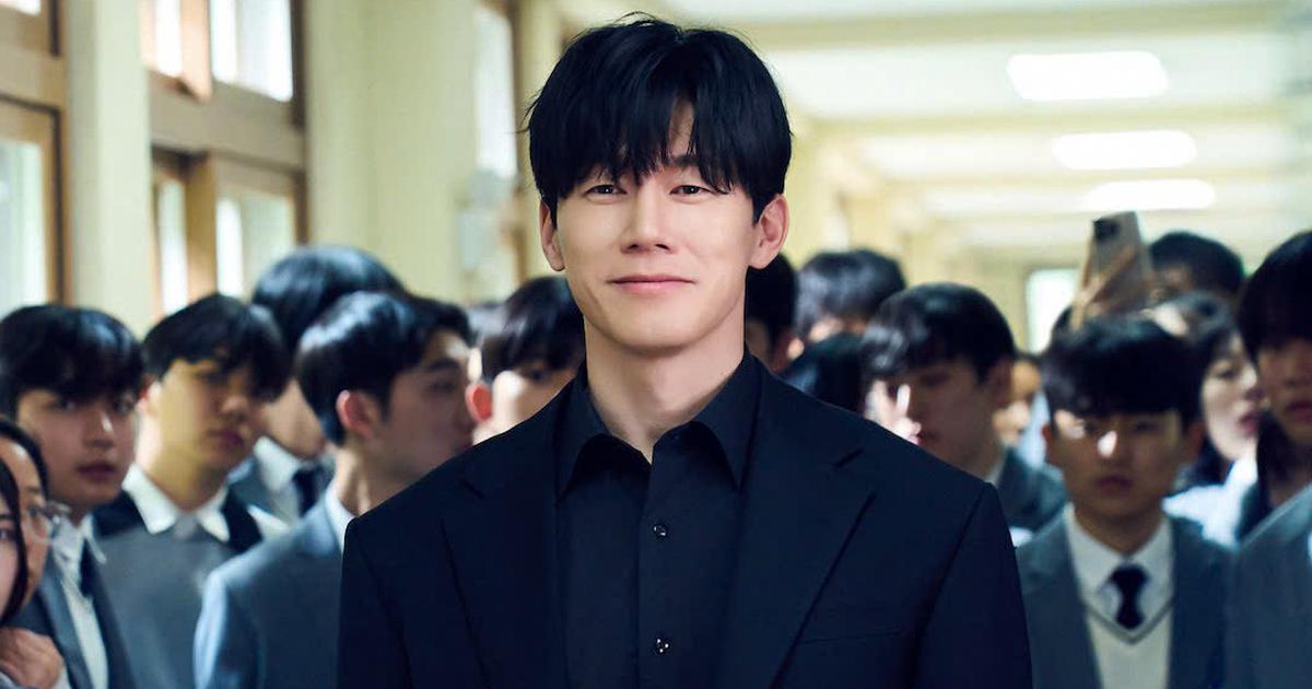 Tại sao 'Teach you a lesson' thống trị bảng xếp hạng Netflix 3 tuần liên tiếp?