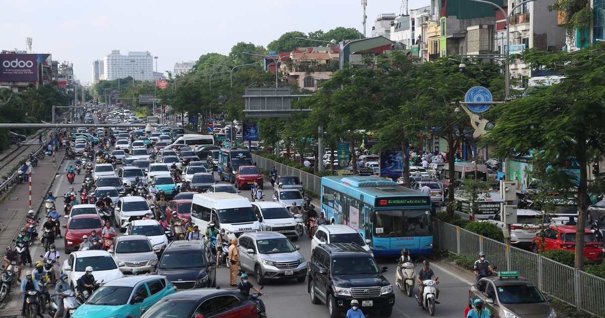 Taxi kêu khó vì phải lập hóa đơn điện tử từng chuyến xe