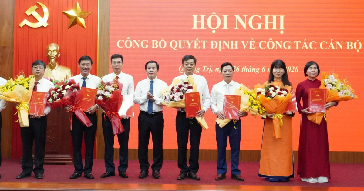Tỉnh ủy Quảng Trị lu&acirc;n chuyển 8 b&iacute; thư đảng ủy x&atilde;