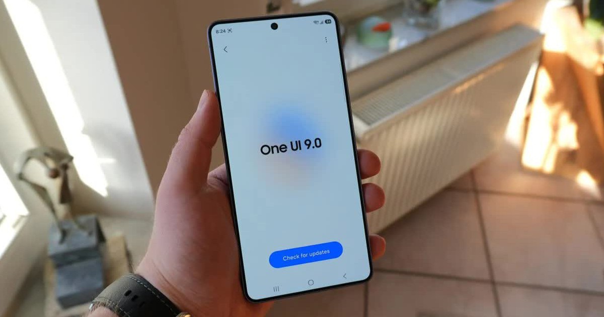Vừa "lên đời" One UI 8.5, Galaxy A24 lại bất ngờ chạy One UI 9
