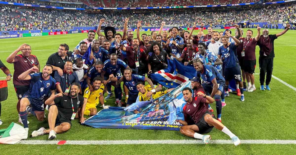 Hiện tượng số 1 World Cup 2026 Cabo Verde chạm đến giấc mơ cùng Messi: FIFA phải cảm ơn!