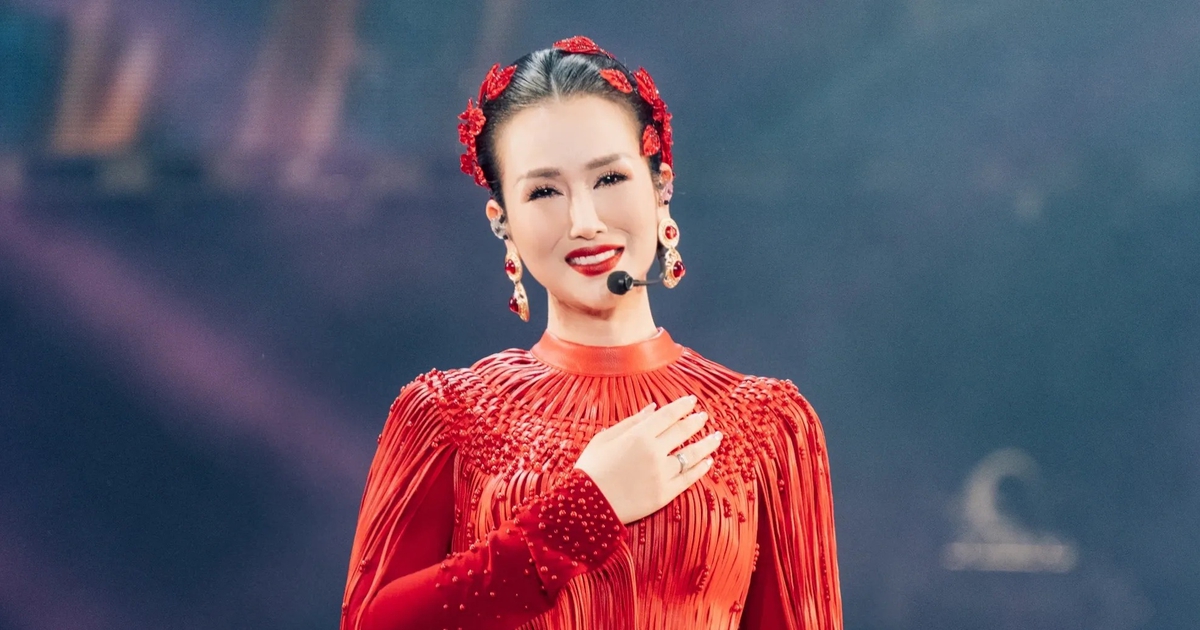V&otilde; Hạ Tr&acirc;m, Đ&ocirc;ng H&ugrave;ng g&oacute;p mặt trong concert 'Thanh xu&acirc;n'