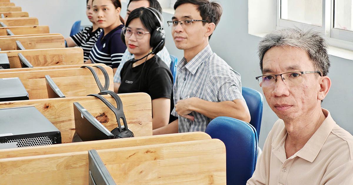 Hiệu trưởng được tuyển dụng gi&aacute;o vi&ecirc;n: Th&aacute;o gỡ nhiều bất cập