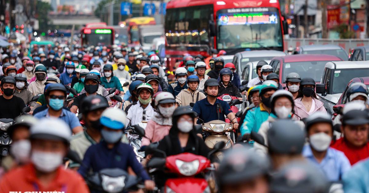 Quốc lộ 13: V&igrave; sao TP.HCM muốn t&aacute;ch ri&ecirc;ng l&agrave;n &ocirc; t&ocirc; v&agrave; xe m&aacute;y?
