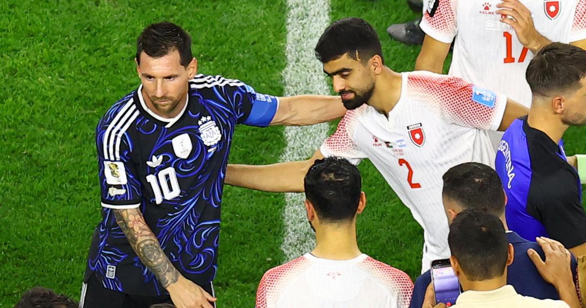 Cầu thủ Jordan khoe tới tấp được chụp ảnh cùng ‘đối thủ’ Messi: Sức hút của GOAT quá khủng!