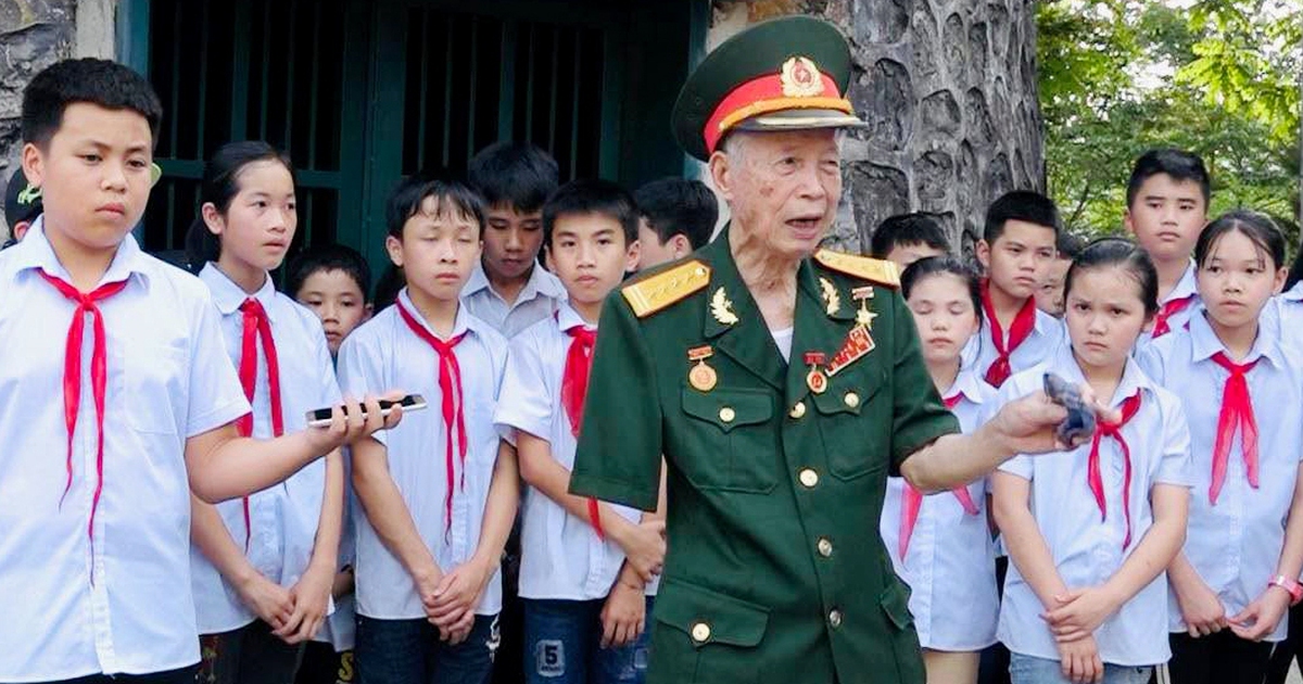 Vĩ đại trong cống hiến, b&igrave;nh dị trong đời thường l&agrave;m n&ecirc;n tầm v&oacute;c La Văn Cầu