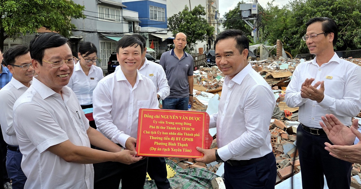 Chủ tịch TP.HCM y&ecirc;u cầu ho&agrave;n th&agrave;nh dự &aacute;n rạch Xuy&ecirc;n T&acirc;m cuối năm 2027