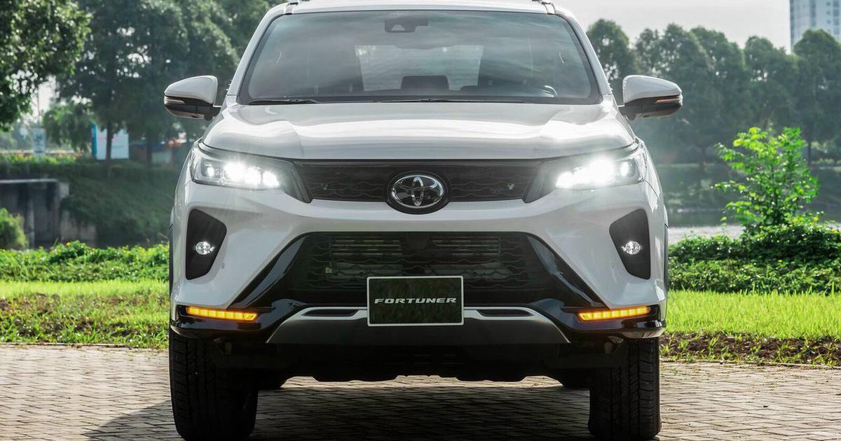 Toyota Fortuner ‘khai tử’ bản máy dầu, càng khó cạnh tranh với Ford Everest tại Việt Nam?
