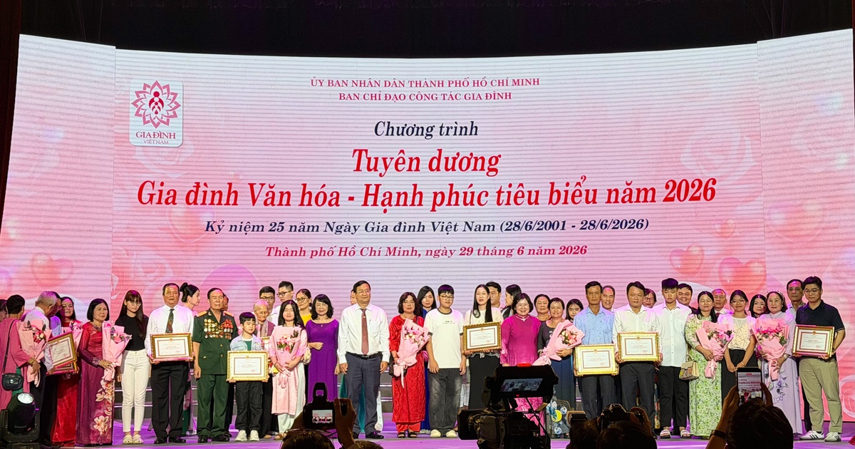 TP.HCM vinh danh 104 gia đ&igrave;nh văn h&oacute;a - hạnh ph&uacute;c ti&ecirc;u biểu
