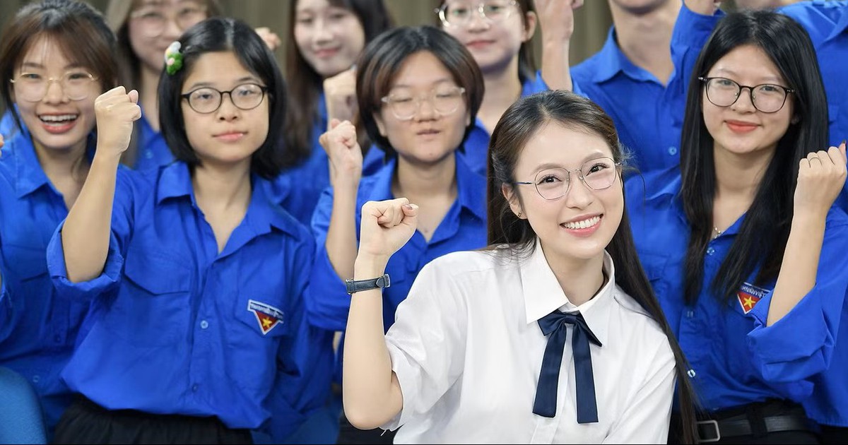 Cơ duyên đặc biệt đưa MC Khánh Vy trở thành đại sứ Tiếp sức mùa thi