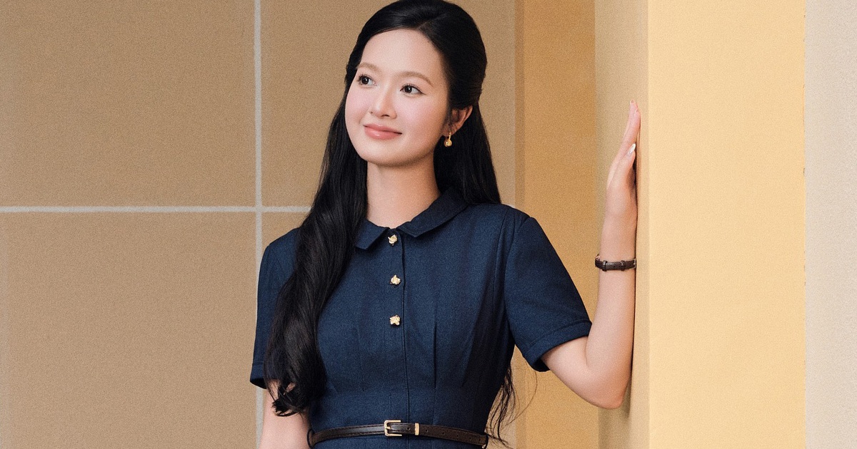 Đầm sơ mi dáng dài cho phong cách công sở thêm độc đáo
