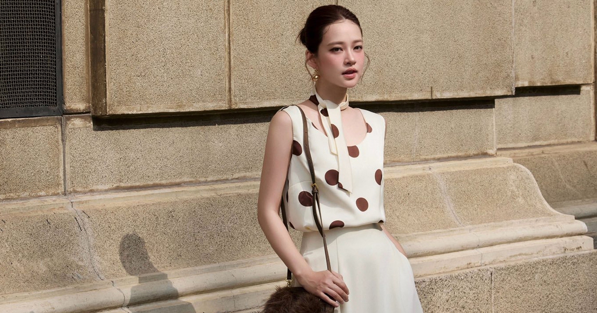 Diện mạo hè mới lạ từ chân váy dáng dài và áo blazer