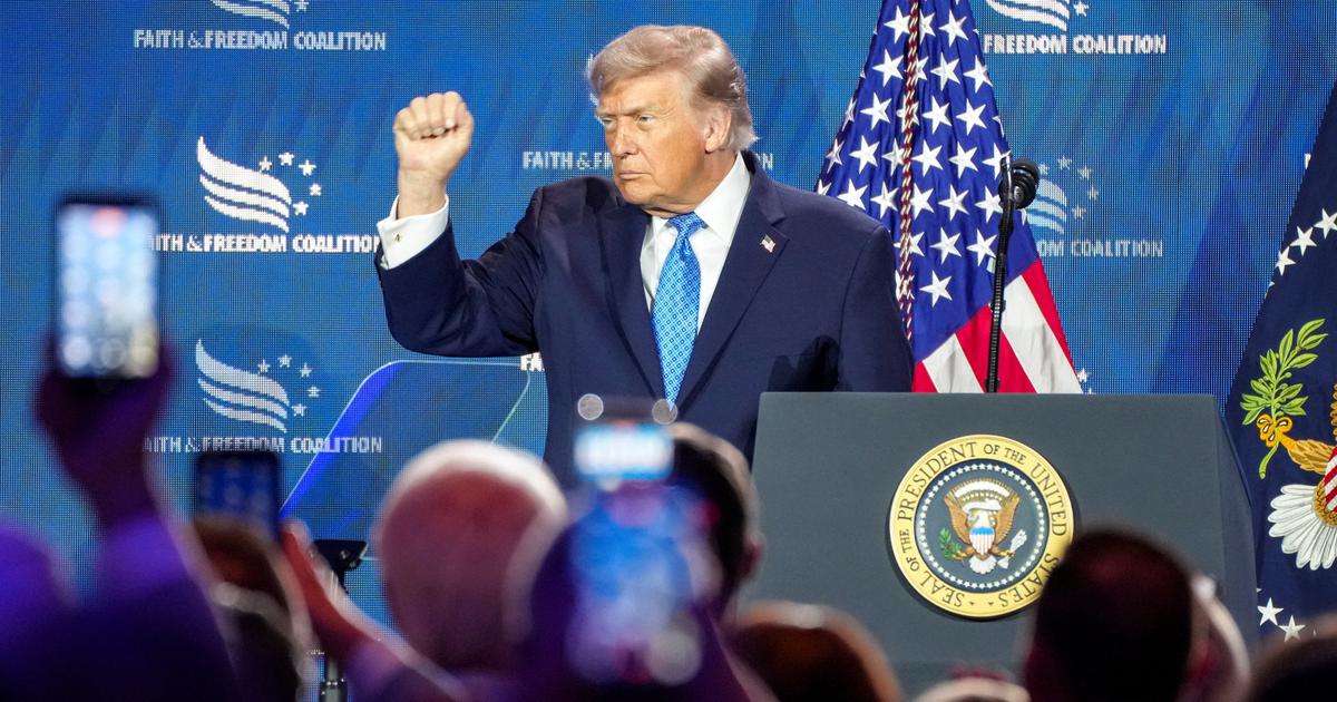 Tòa Tối cao Mỹ cản ông Trump sa thải thành viên Fed