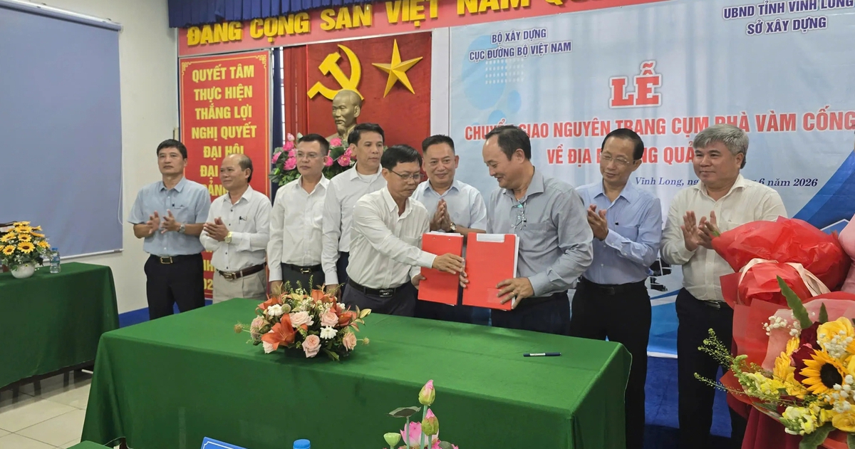 UBND tỉnh Vĩnh Long tiếp quản cụm phà Vàm Cống