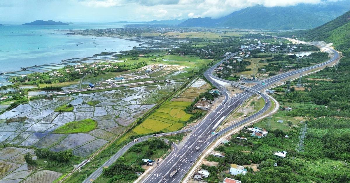 Khánh Hòa mở không gian phát triển mới: Hướng đến cực tăng trưởng quốc gia