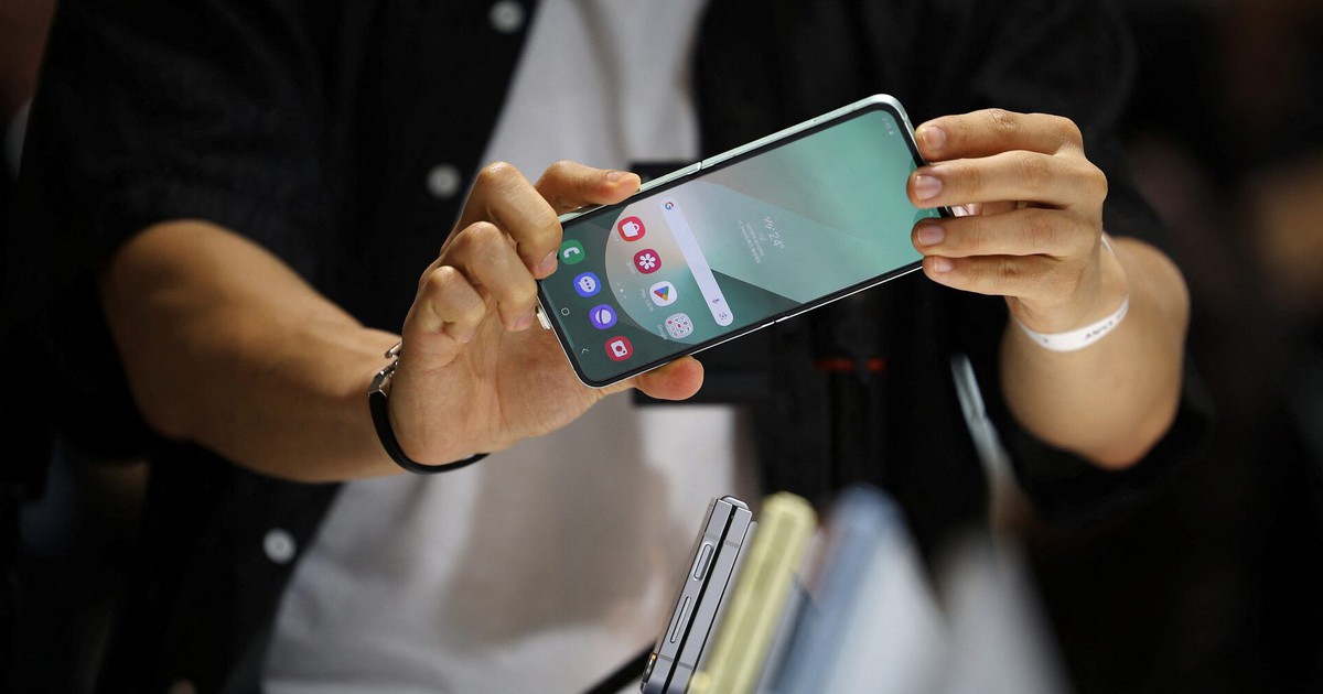 Điện thoại Samsung dùng được bao lâu trước khi cần thay mới?