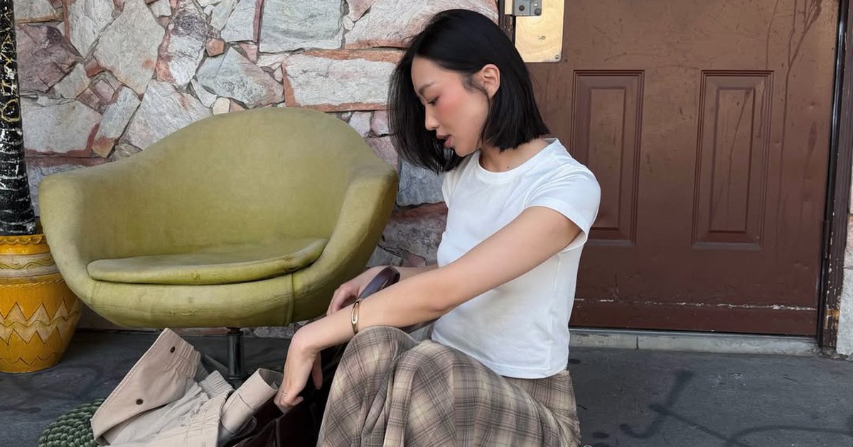 Xuống phố thoáng mát cùng áo baby tee