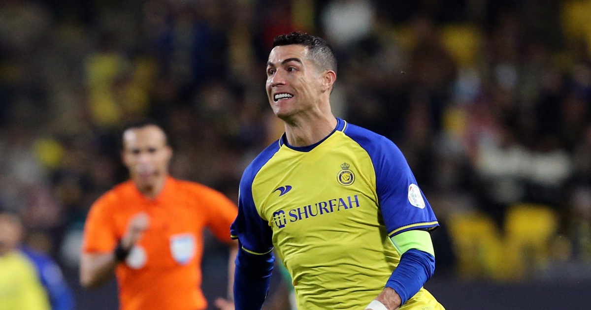 'Luật sư' Ronaldo trước phiên tòa World Cup