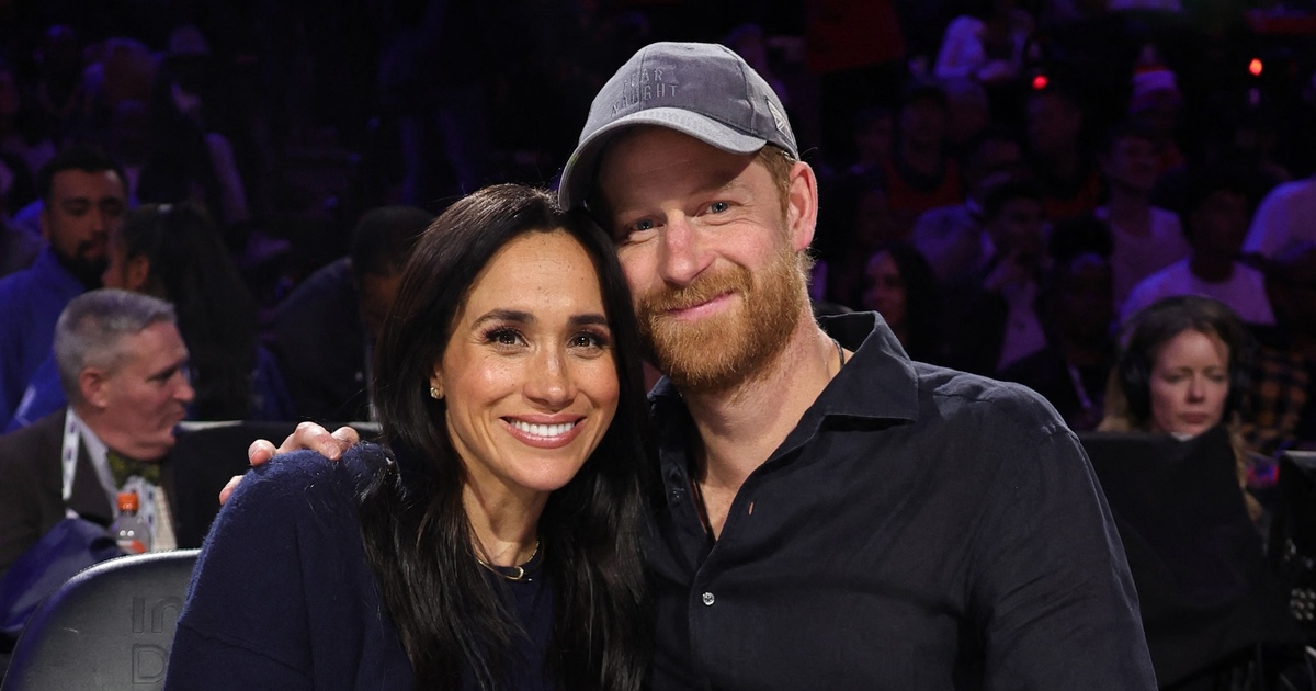 Bạn bè tiết lộ điều 'công chúng không hề biết' về Hoàng tử Harry - Meghan Markle