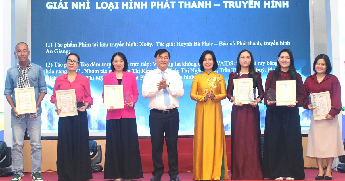 Trao Giải báo chí Nam bộ lần thứ I, vinh danh 22 tác phẩm xuất sắc