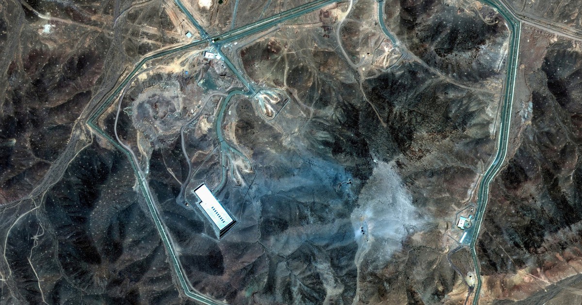 Ông Trump nói chỉ Mỹ và Trung Quốc mới lấy được uranium bị chôn vùi của Iran