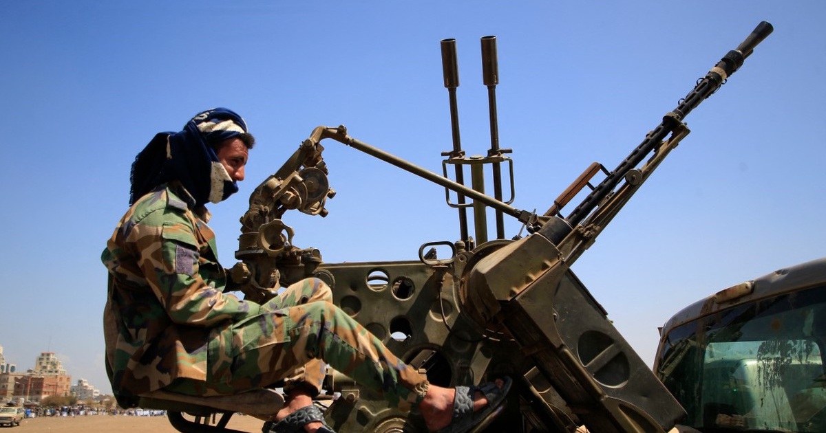 Houthi tấn công, cấm hoạt động hàng hải của Israel trên biển Đỏ