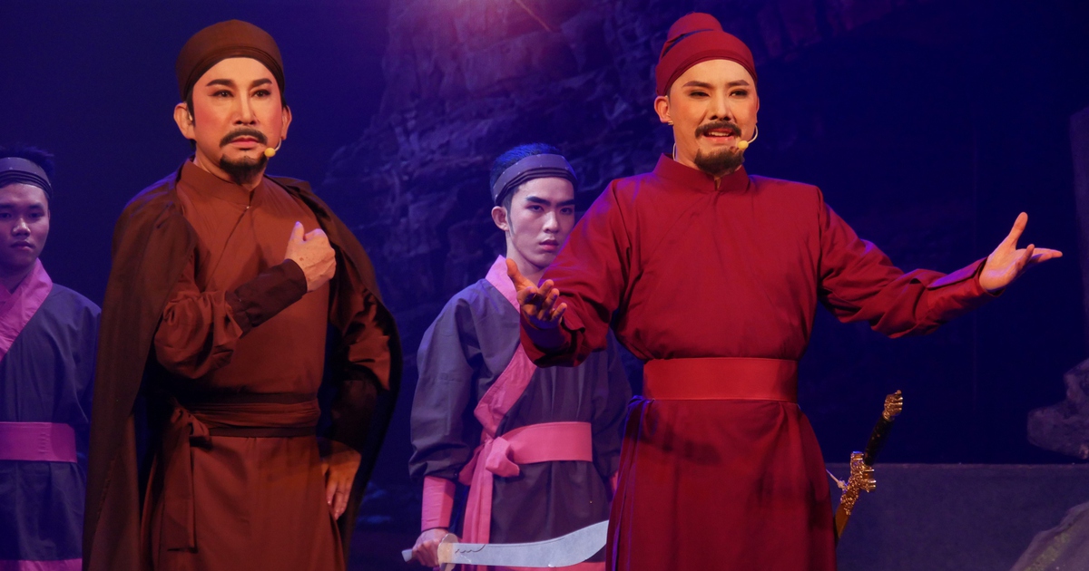 Lê Hậu - học trò Kim Tử Long làm liveshow đậm chất miền Tây
