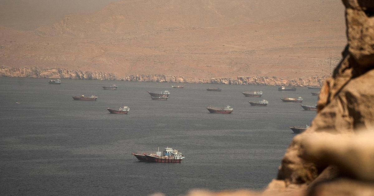Mỹ - Iran đ&agrave;m ph&aacute;n gi&aacute;n tiếp, b&agrave;n về eo biển Hormuz