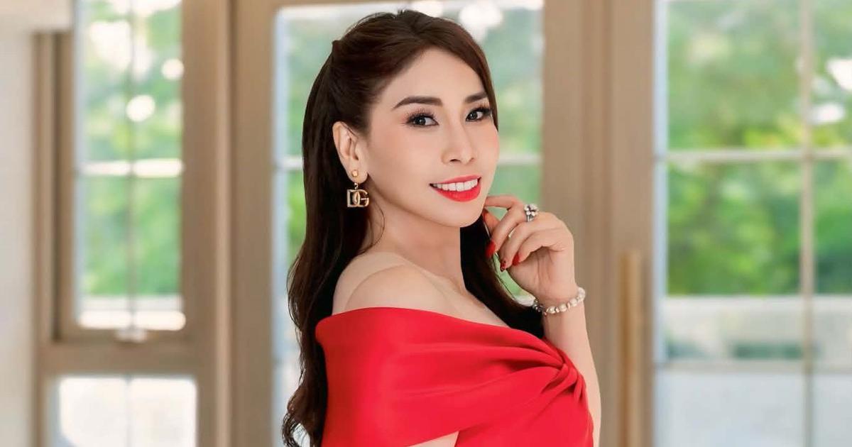 Lý Hương tiết lộ cuộc sống tuổi 49, nói về việc con gái thi hoa hậu