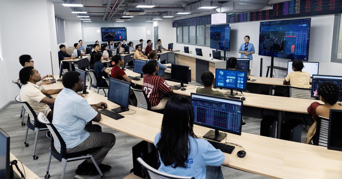 Sinh viên Văn Lang với hành trang làm chủ AI trong nghề nghiệp