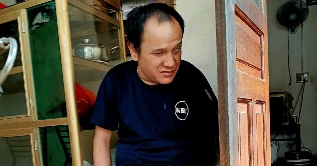 Ánh sáng từ một mái nhà
