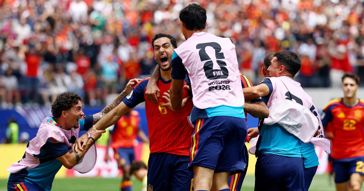 'Gà son' Merino lập kỳ tích như David Villa năm 2010, Yamal tuyên bố không sợ Pháp
