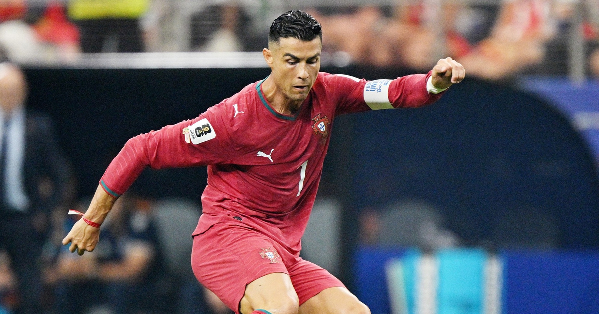 Tân HLV đội tuyển Bồ Đào Nha: 'Tôi chắc chắn sẽ triệu tập Ronaldo nếu...'