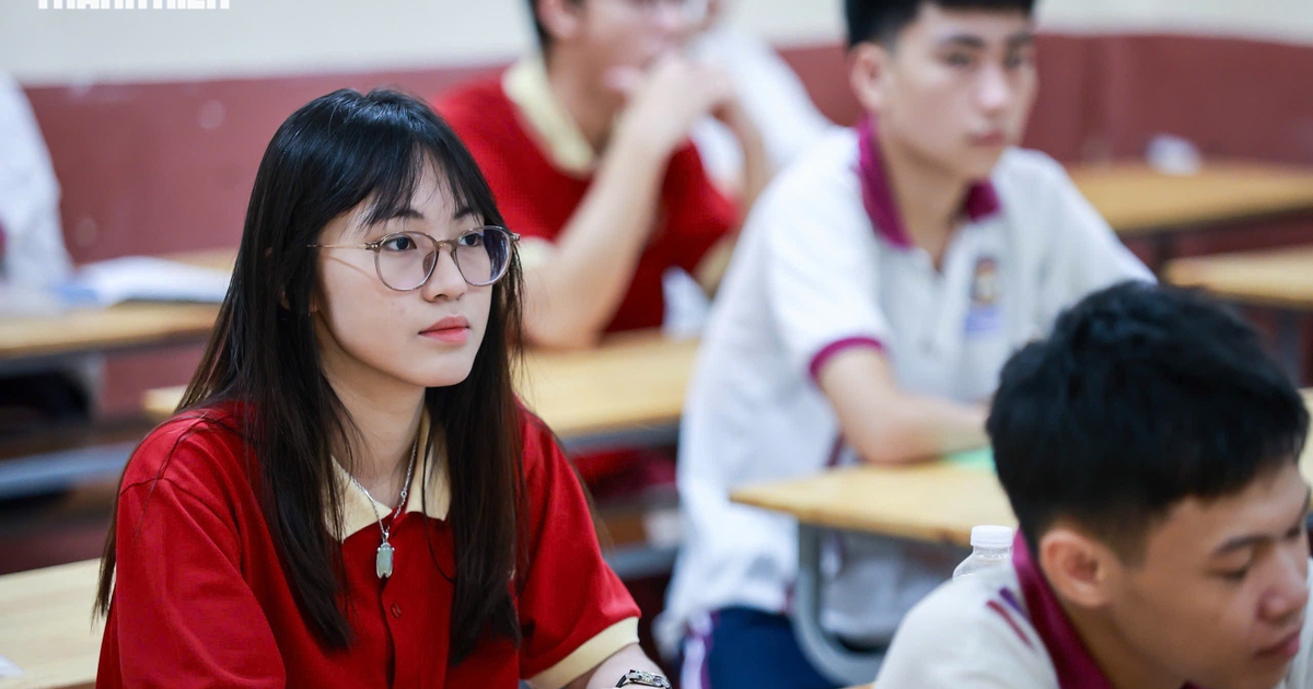 Điểm sàn Trường ĐH Sư phạm TP.HCM nhiều ngành từ 24 điểm
