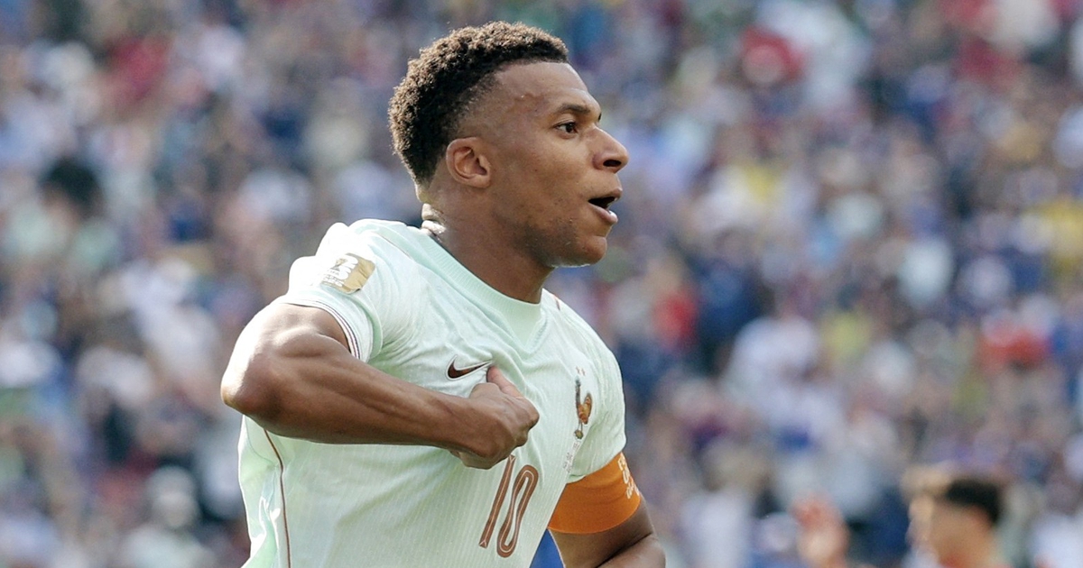 Pháp có hàng công mạnh nhất lịch sử: Mbappe chưa hài lòng vì lý do đặc biệt