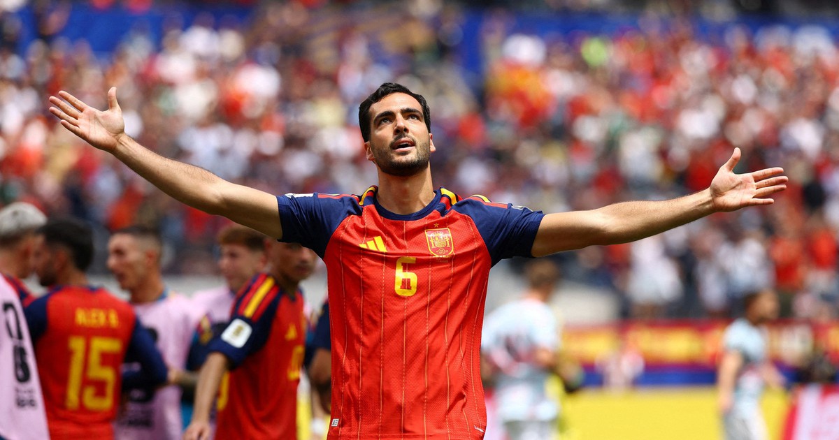 Tiền vệ Merino đưa Tây Ban Nha vào tứ kết: 'Siêu dự bị' lợi hại nhất World Cup 2026, anh là ai?