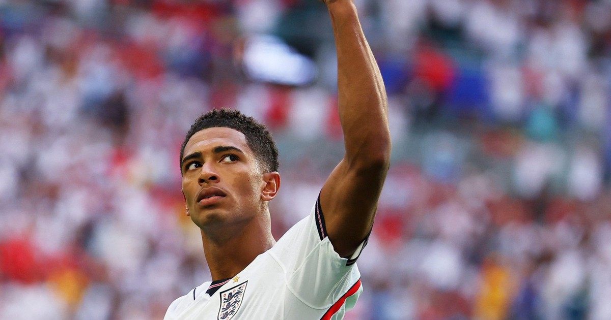 FIFA phủ nhận chuyện đội tuyển Anh nhận bàn thắng 'trời cho' nhờ công nghệ đặc biệt