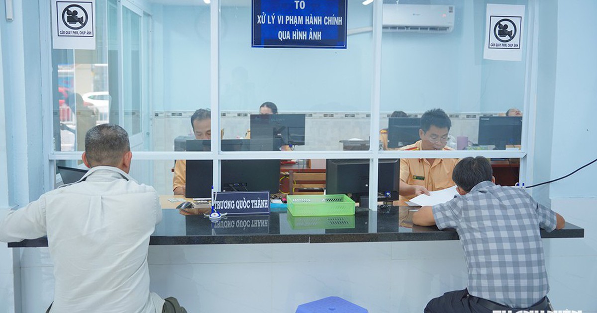 Theo dấu phạt nguội