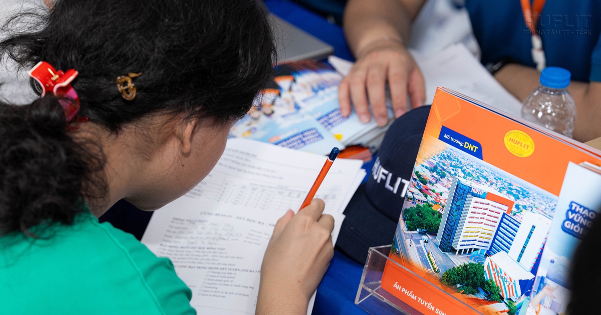 Thời điểm vàng chốt nguyện vọng: Chọn HUFLIT làm nguyện vọng 1, nhận học bổng hấp dẫn