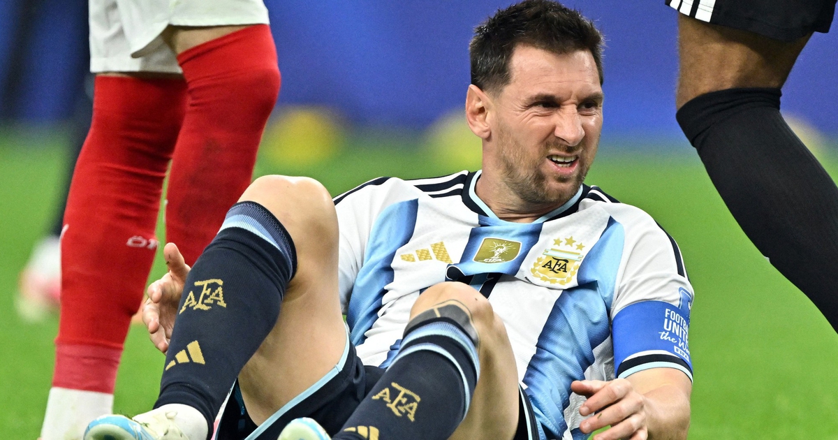 Argentina đặt quá nhiều gánh nặng lên vai Messi: Thiên tài cũng có lúc mệt!