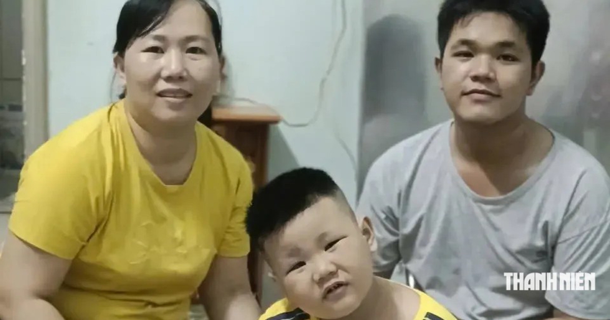 5 năm Cùng con đi tiếp cuộc đời: Hạnh phúc khi hai anh em đều được đến trường