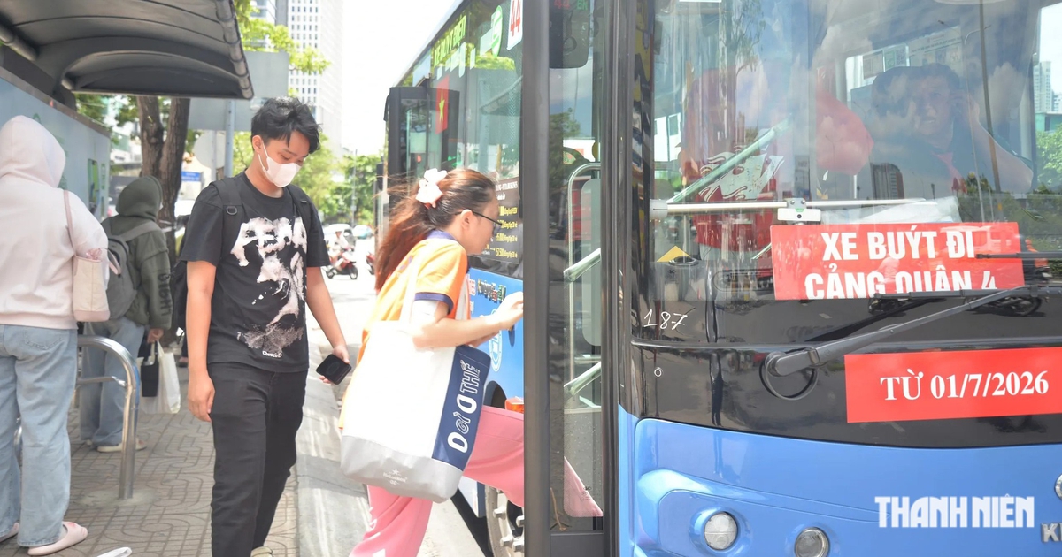 Vật cấm mang lên xe buýt: Hành khách nói ‘không ai thông báo’