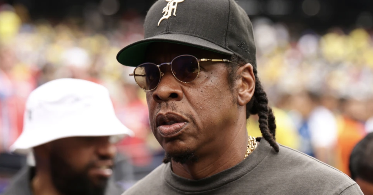 Show diễn của Jay-Z tại New York hỗn loạn v&igrave; chen lấn
