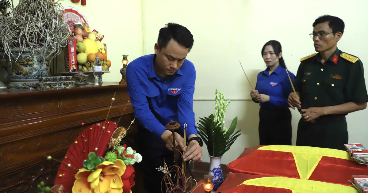 Tri ân những Anh hùng liệt sĩ 'Sống bám đá đánh giặc, chết hóa đá bất tử'