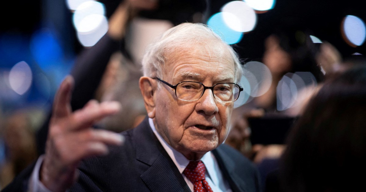 Tỉ phú Warren Buffett dừng rót tiền cho Quỹ Gates sau tiết lộ về hồ sơ Epstein