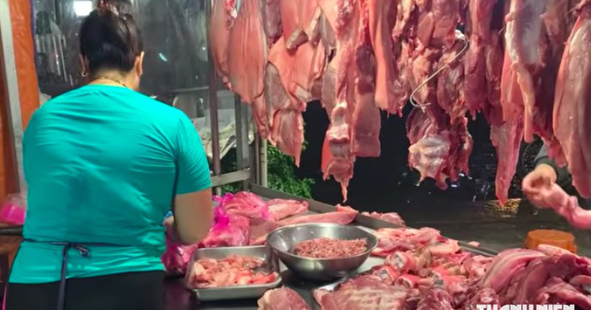 Giá heo hơi hôm nay 15.7.2026: Bắt đầu tăng ở miền Nam